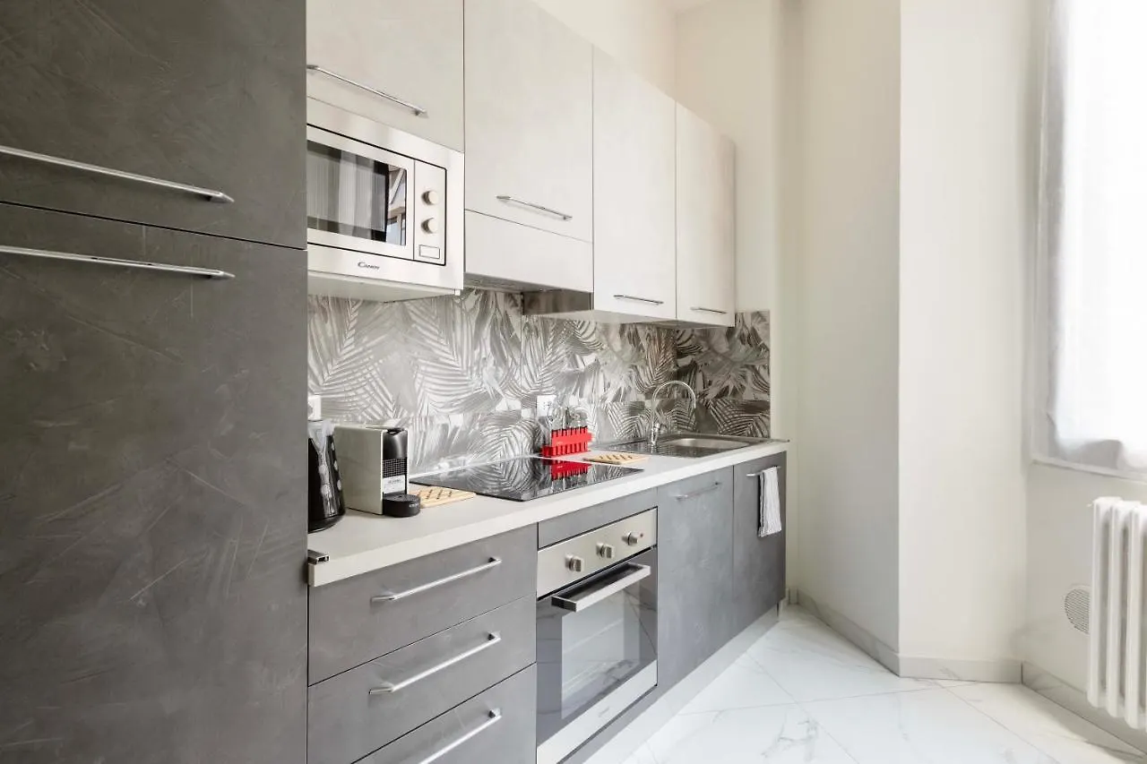 Milano Voyager Apartment إيطاليا